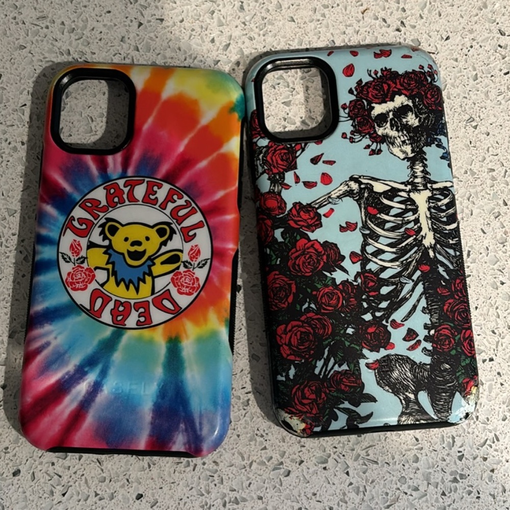 Two iPhone 11 cases